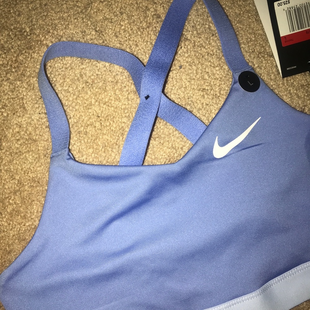 Brand New Nike Girls Sports Bra